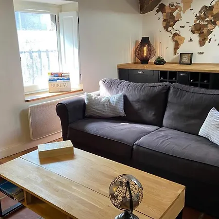 48 M2 With Balcony And Wifi In *